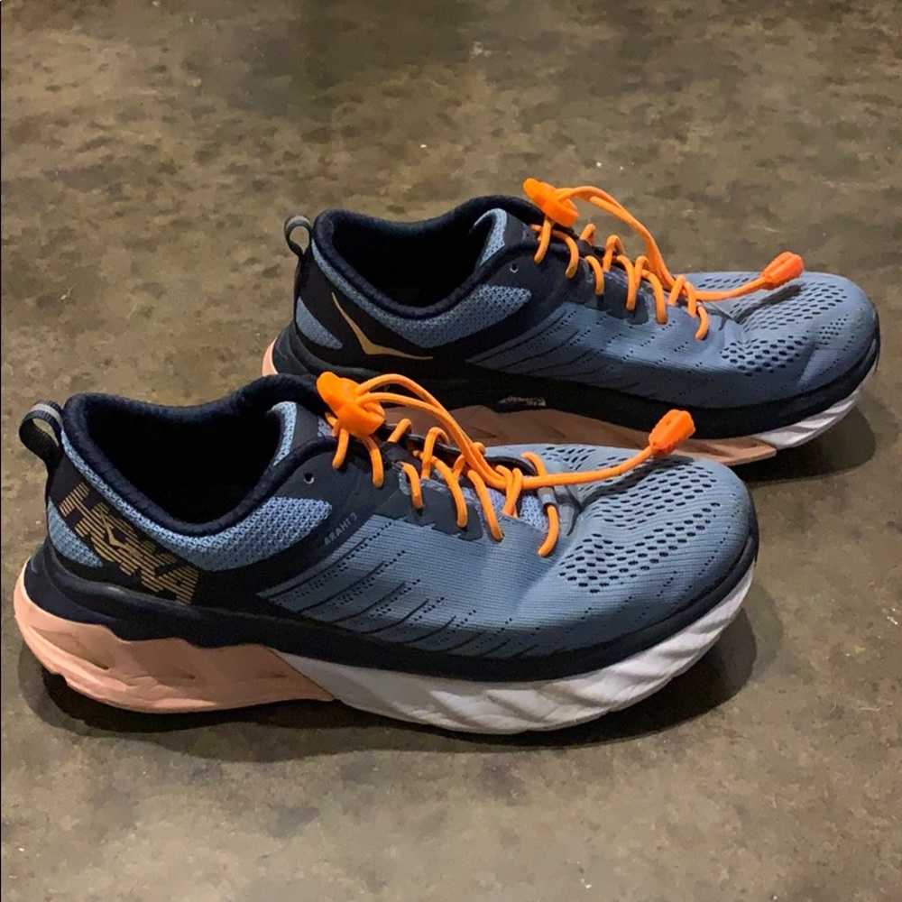 Hoka OneOne Arahi 3. Women’s 7